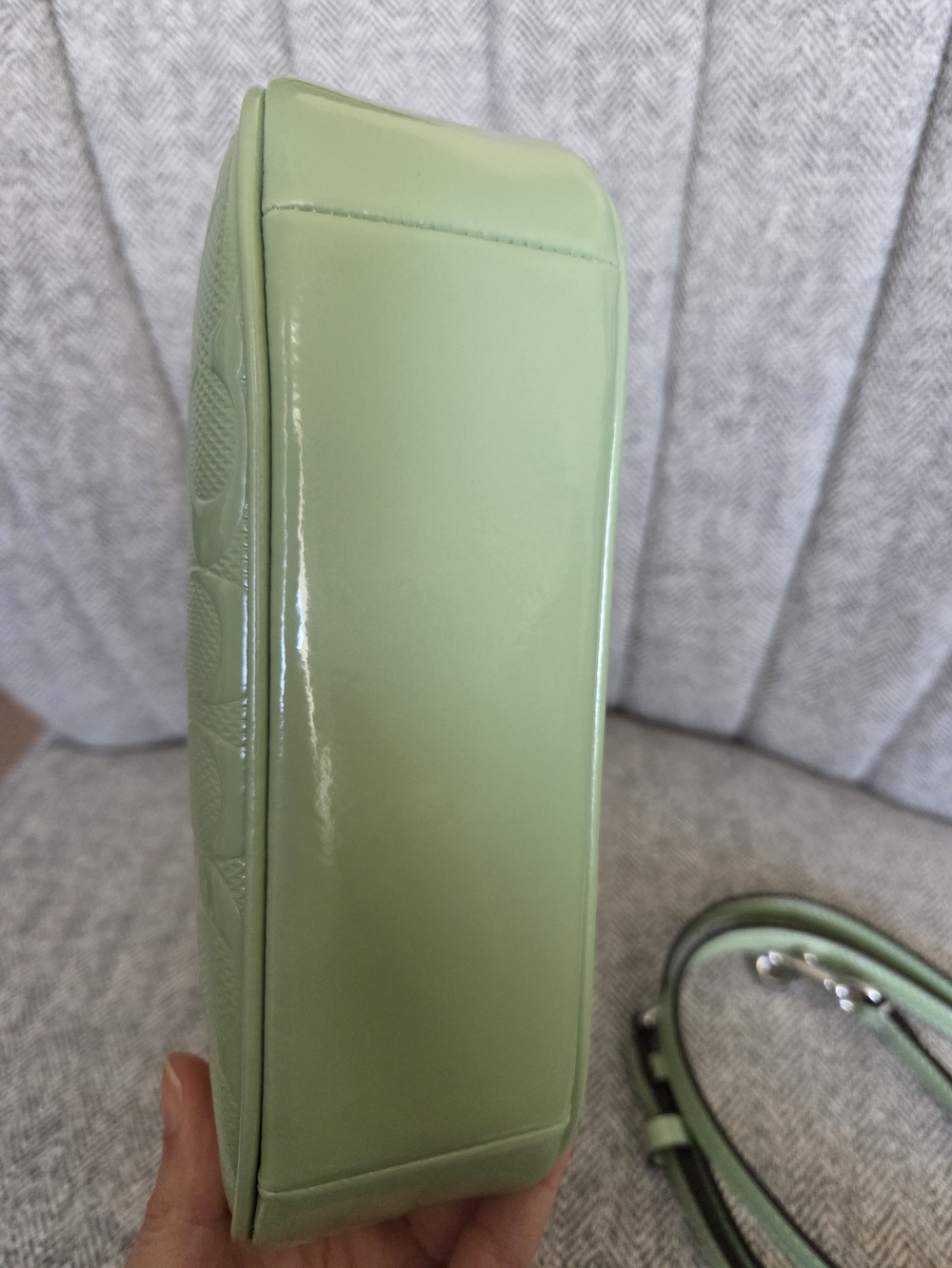 Coach Teri Mini Crossbody in Signature Leather with Heart Charm CCZ29 pale green - Picture 5 of 12